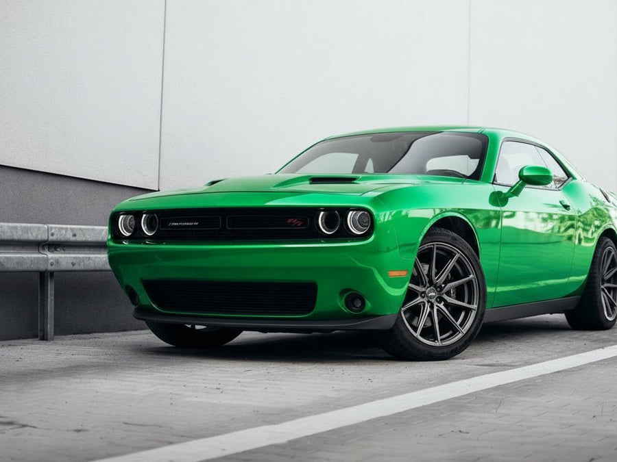 3M™ 2080 High Gloss Green Envy Vinyl Wrap | HG336