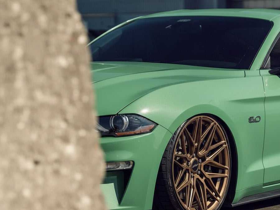 3M™ 2080 High Gloss Mantis Green Vinyl Wrap | HG36