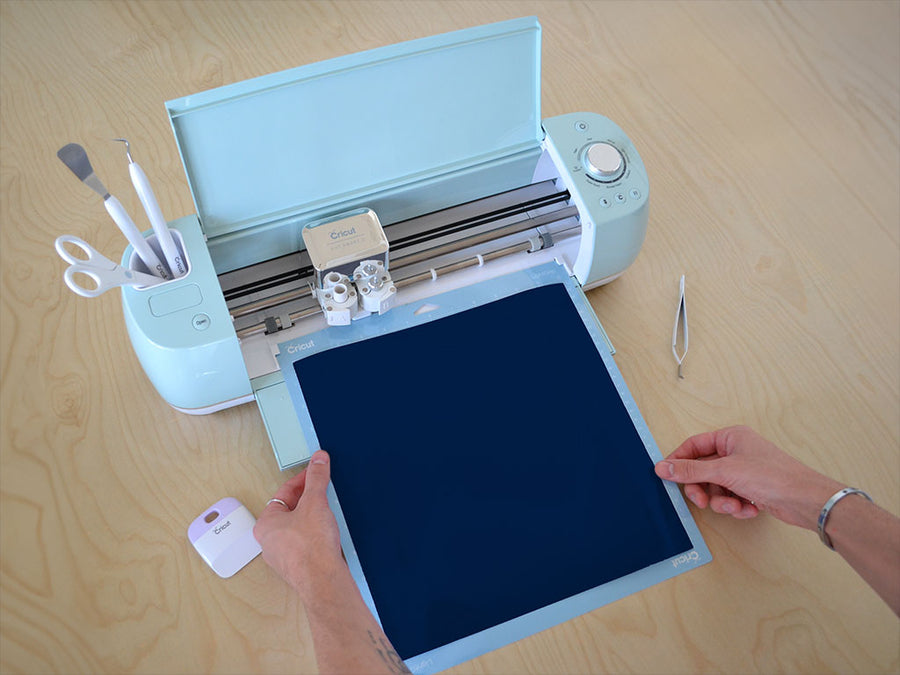 3M 180mC Light Navy Cricut Compatible Vinyl
