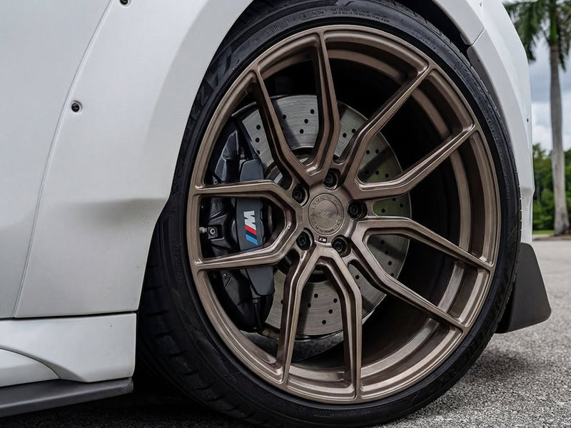 DIY BMW M series wrapped in Gloss HX20000 Glacier White wrap film HX20003B
