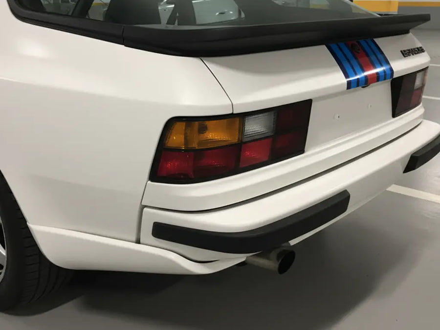 DIY Porsche 924 wrapped in Matte HX20000 Glacier White restyling film HX20003M