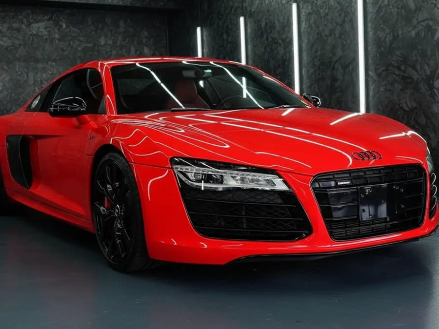 DIY Audi R8 wrapped in Gloss HX20000 Ruby Red restyling film HX20186B