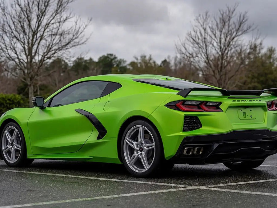 DIY Chevrolet Corvette wrapped in Matte HX20000 Wasabi Green restyling film HX20375M