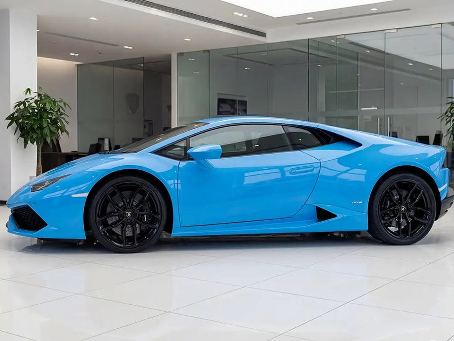 DIY Lamborghini Huracán wrapped in Gloss HX20000 Montpellier Blue automotive vinyl film HX20299B