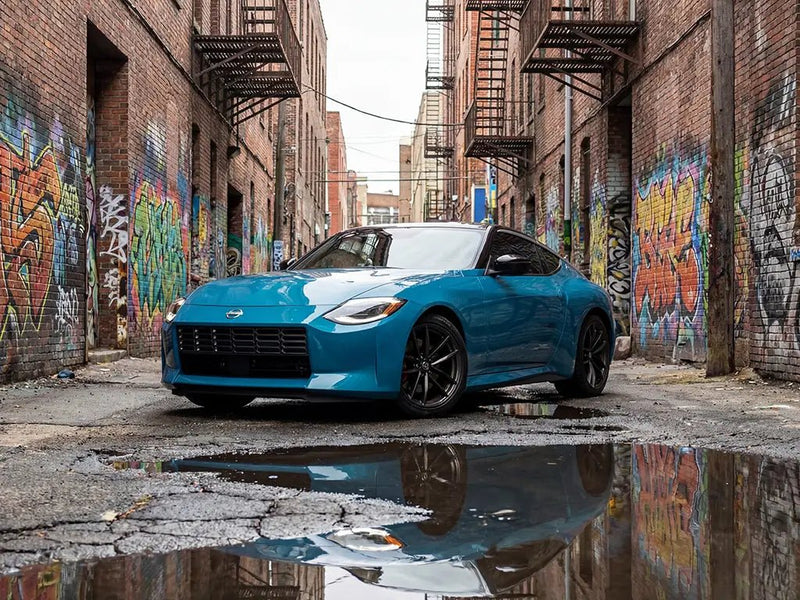 DIY Nissan Z wrapped in Gloss HX20000 Pigeon Blue vinyl wrap HX20315B