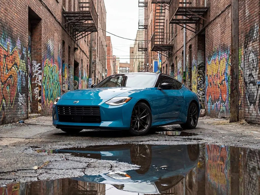 DIY Nissan Z wrapped in Gloss HX20000 Pigeon Blue vinyl wrap HX20315B
