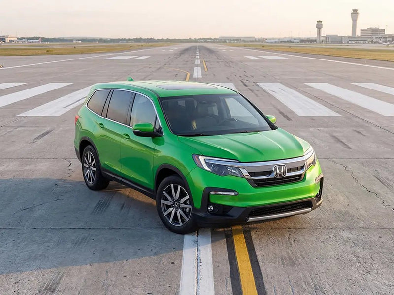 Honda Pilot wrapped in Gloss HX20000 Apple Green restyling film HX20369B