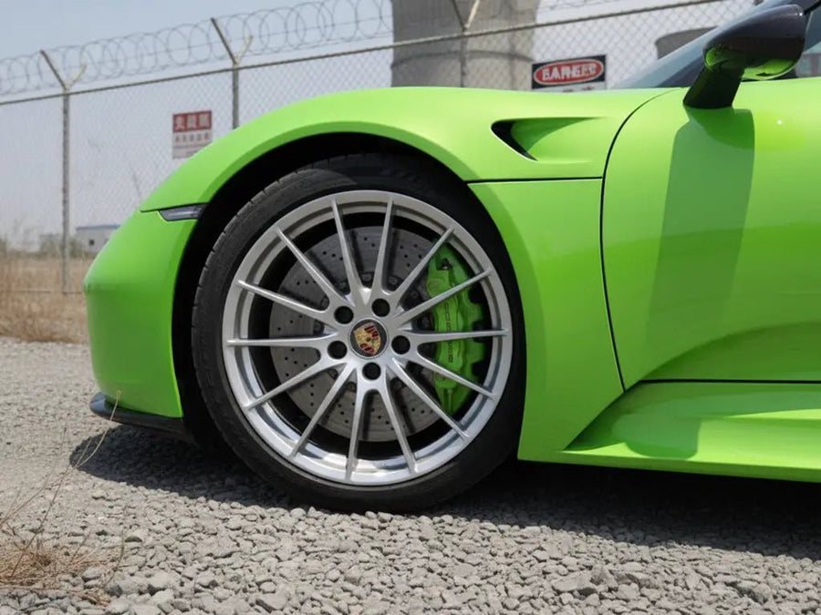 Porsche 918 Spyder wrapped in Hexis Gloss HX20000 Kiwi Green automotive vinyl film HX20375B