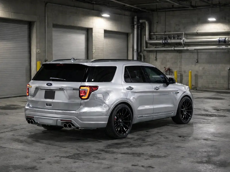 DIY Ford Explorer wrapped in Gloss HX20000 Silver car wrap film HX20877B