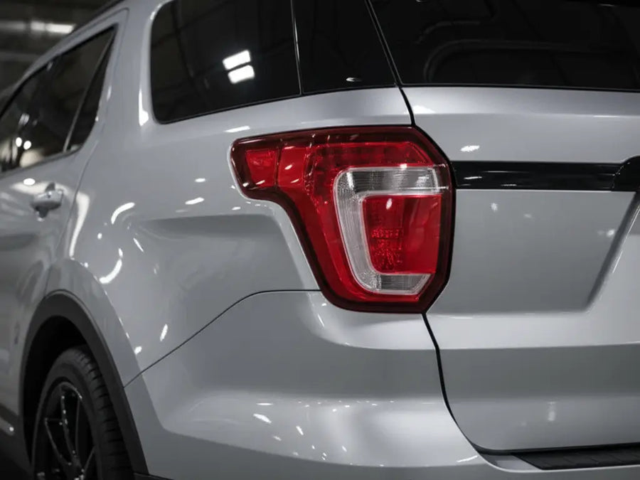 Ford Explorer wrapped in Hexis Gloss HX20000 Silver car wrap film HX20877B