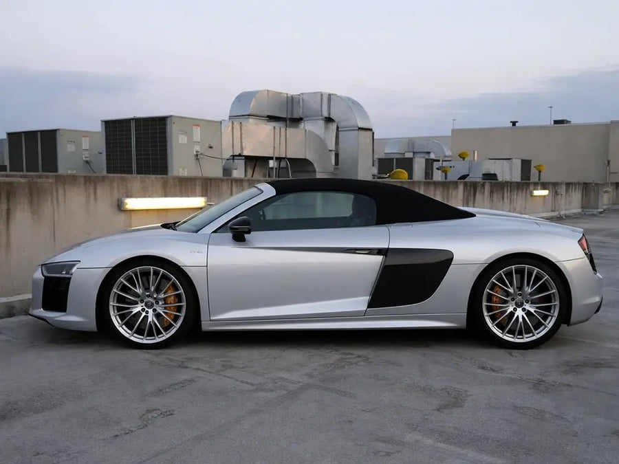 Audi R8 Spyder wrapped in Gloss HX20000 Silver restyling film HX20877B