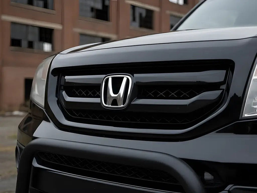 Honda Pilot wrapped in Gloss HX20000 Coal Black restyling film HX20889B
