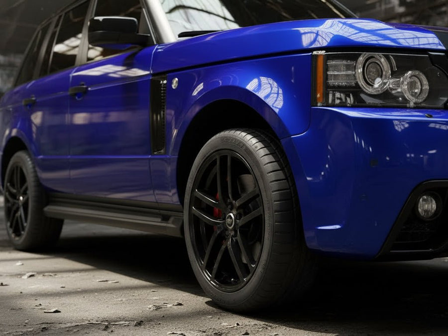 Land Rover Range Rover wrapped in Hexis Gloss HX20000 Triton Blue wrap film HX20P005