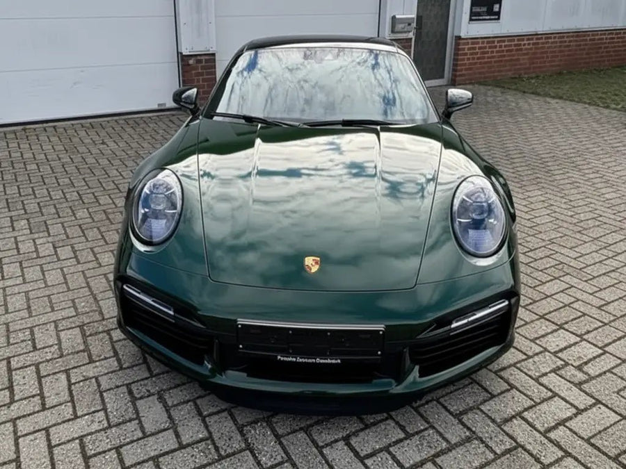 Porsche 911 wrapped in Gloss HX20000 Sherwood Green wrap film HX20V14B