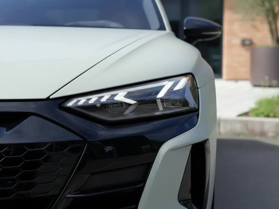 DIY Audi RS7 wrapped in Matte HX20000 Adventure Green restyling film HX20VAVM
