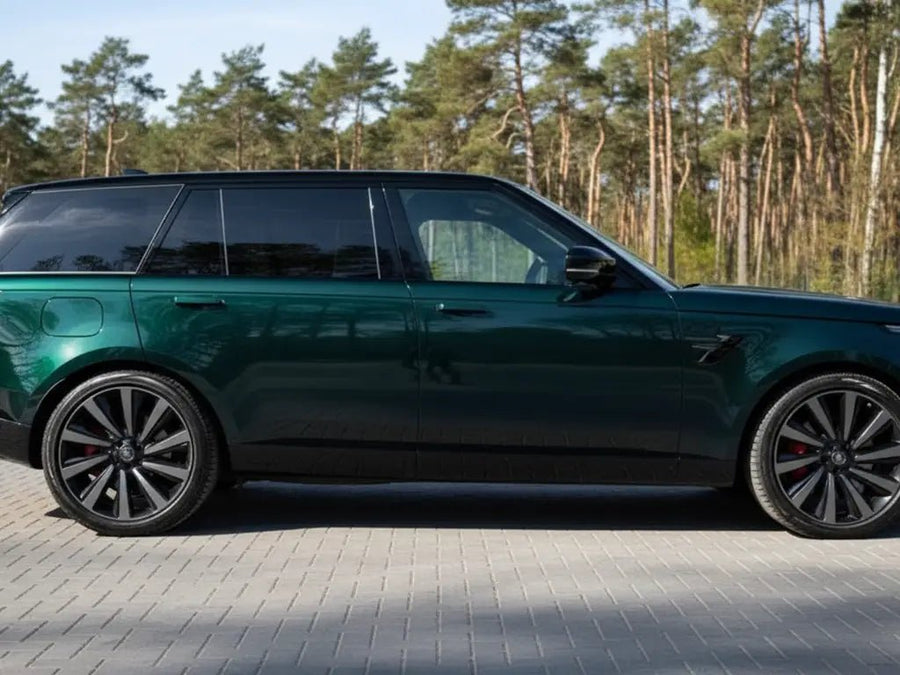 DIY Land Rover Range Rover Sport wrapped in Gloss HX20000 Scottish Green vinyl wrap HX20VECB