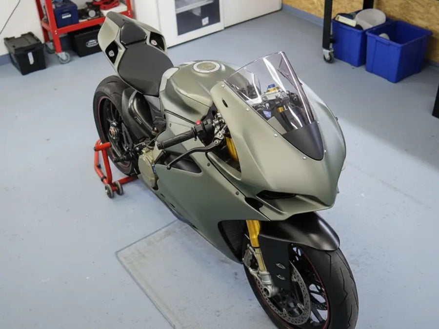 Hexis™ HX20000 Matte Military Green Vinyl Wrap | HX20VMIM