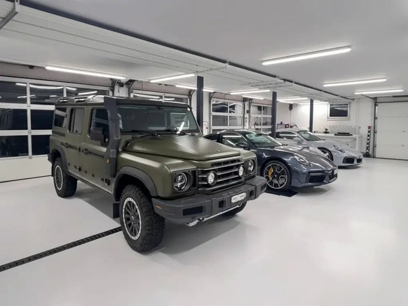 DIY Ineos Grenadier wrapped in Matte HX20000 Military Green wrap film HX20VMIM