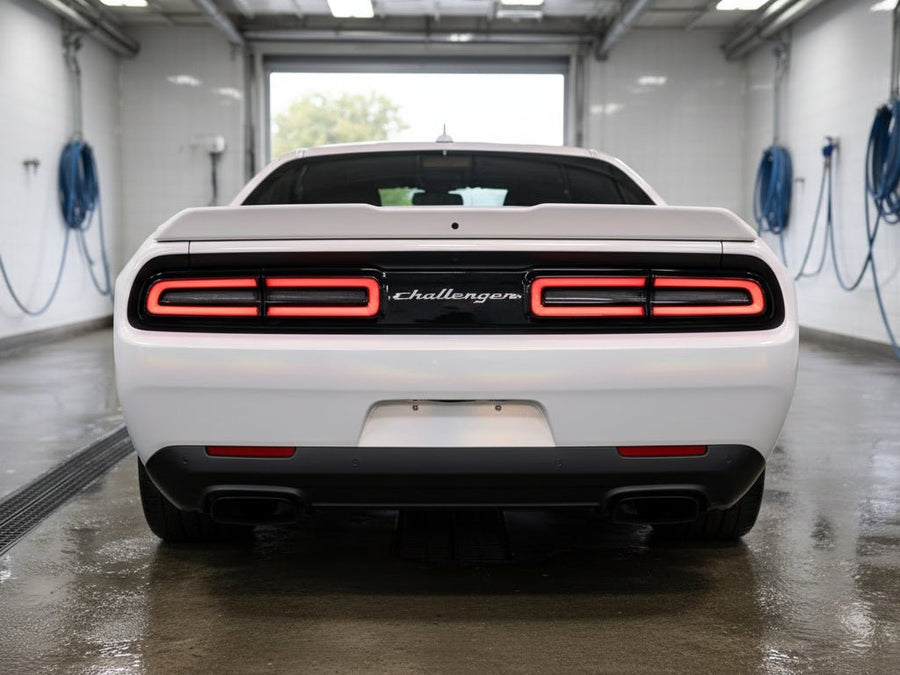 DIY Dodge Challenger wrapped in Gloss HX30000 Pearl White Variochrome restyling film HX30BPEB
