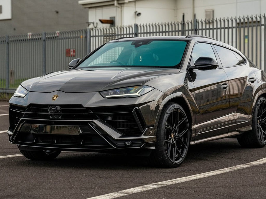 DIY Lamborghini Urus wrapped in Gloss HX30000 Super Chrome Ebony Black restyling film HX30SCH13B
