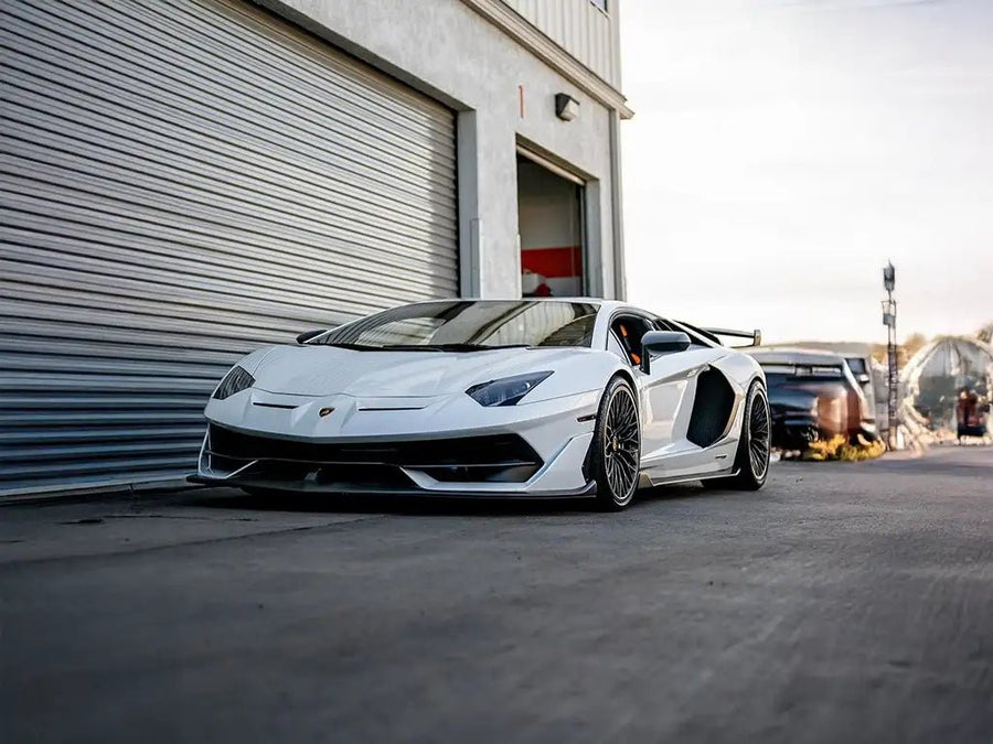 Lamborghini Aventador wrapped in SuperGloss Pearlescent Pearl White restyling film