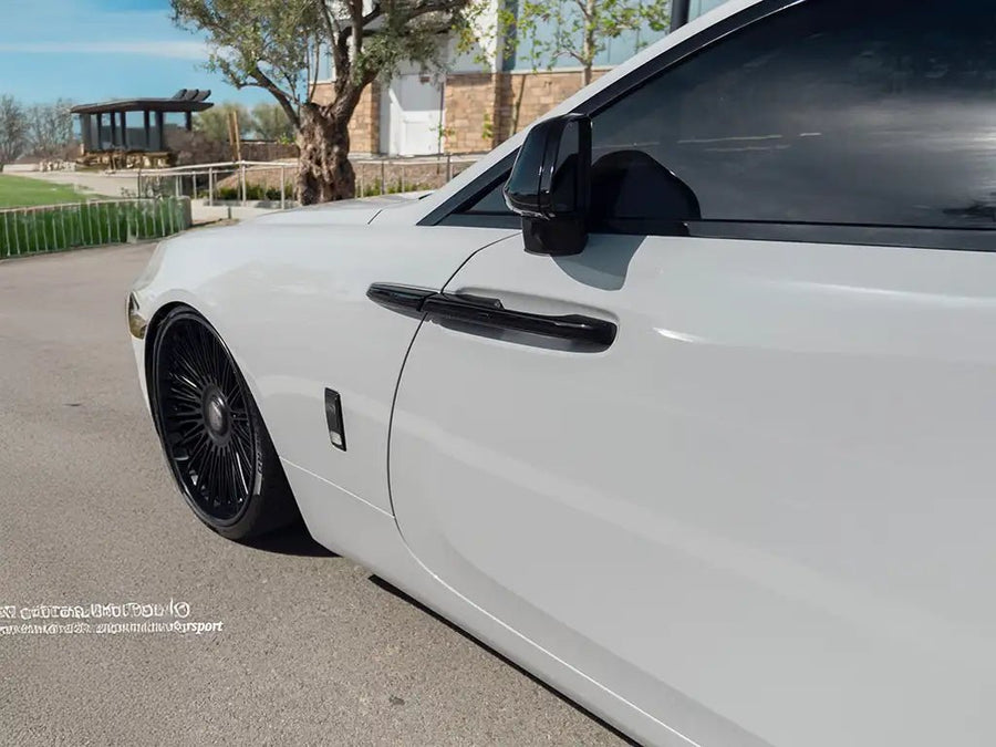 DIY Rolls-Royce Wraith wrapped in Super Gloss Chalk Grey vinyl wrap
