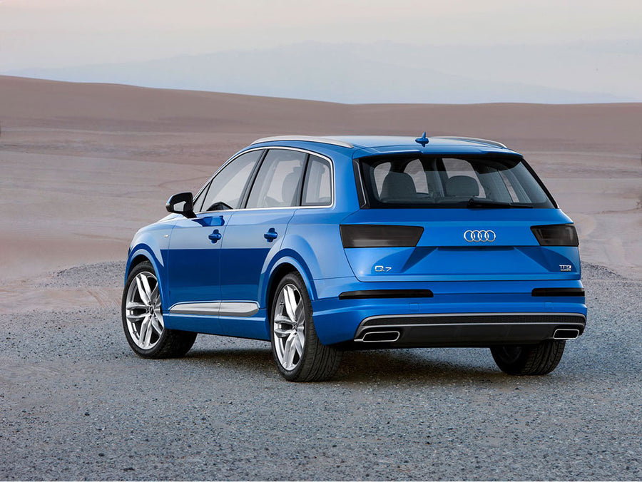 q7 Blackout Tail Light TInt~1~0