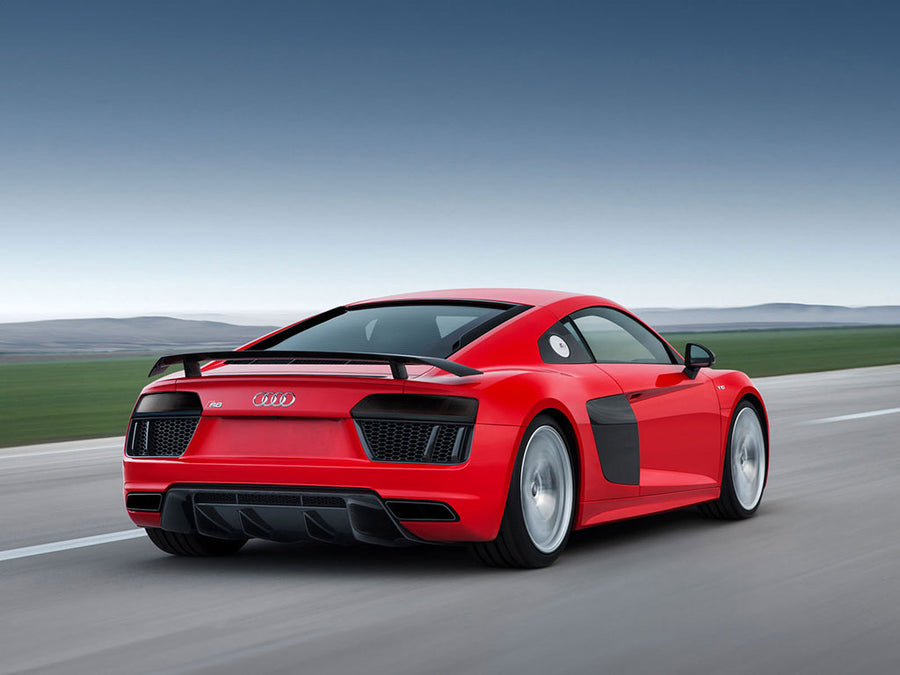 r8 Blackout Tail Light TInt~1~0