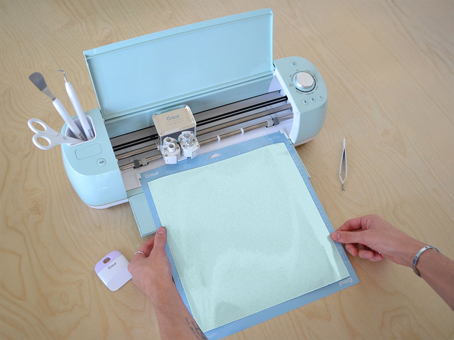 Avery SC950 Mist Blue Metallic Cricut Compatible Vinyl