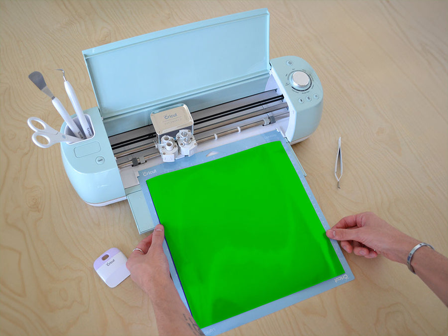 Avery SF100 Green Fluorescent Cricut Compatible Vinyl