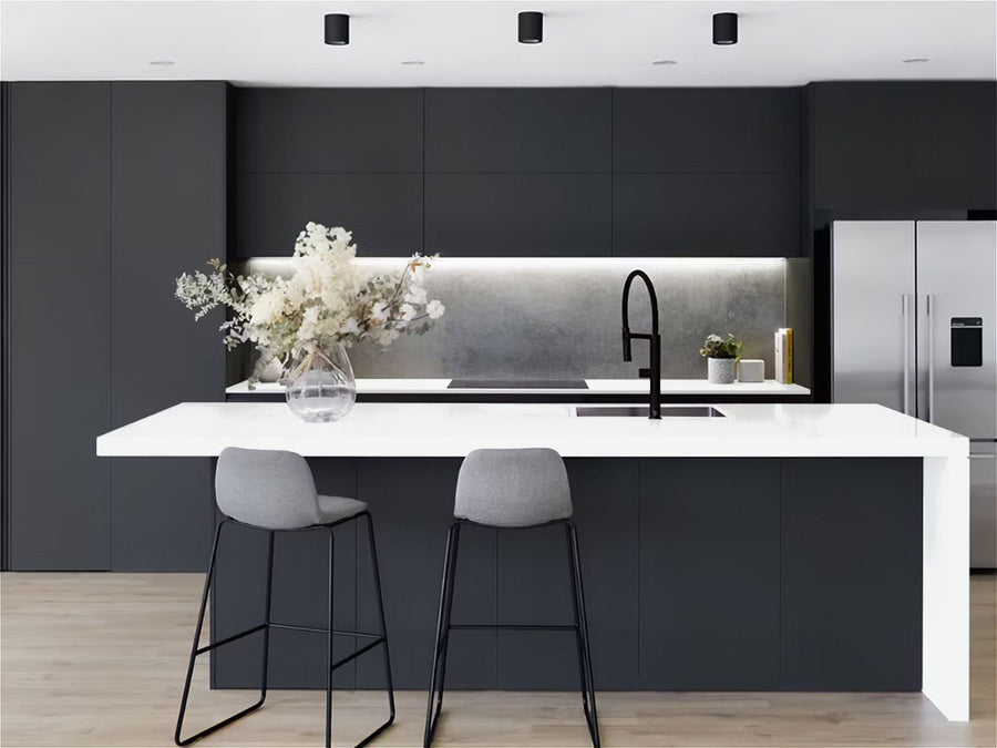Avery Dennison™ SW900 Gloss White Kitchen Countertop Wraps