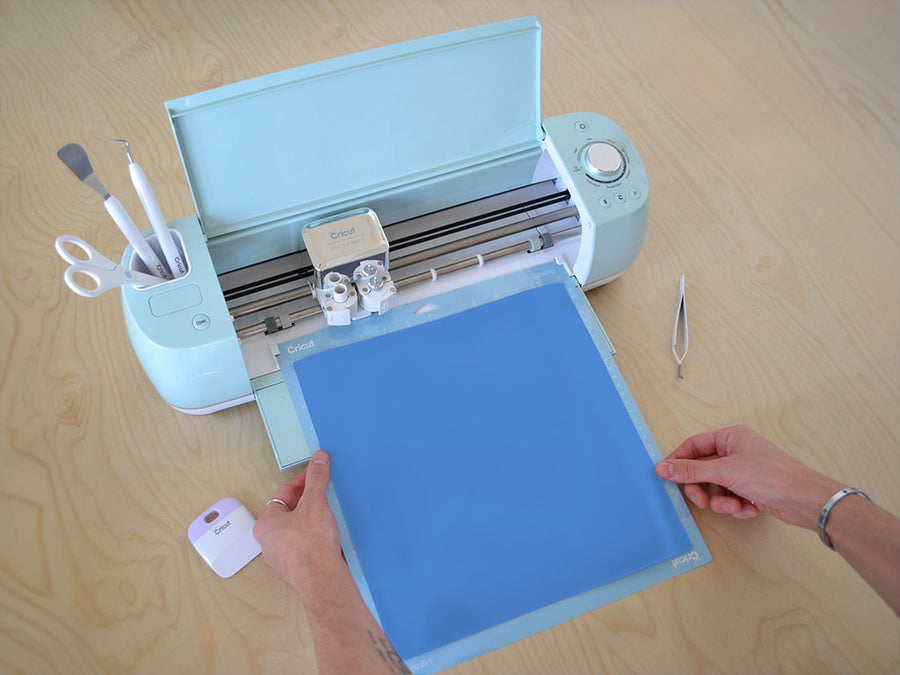 Avery UC900 Pantone 279 C Translucent Cricut Compatible Vinyl