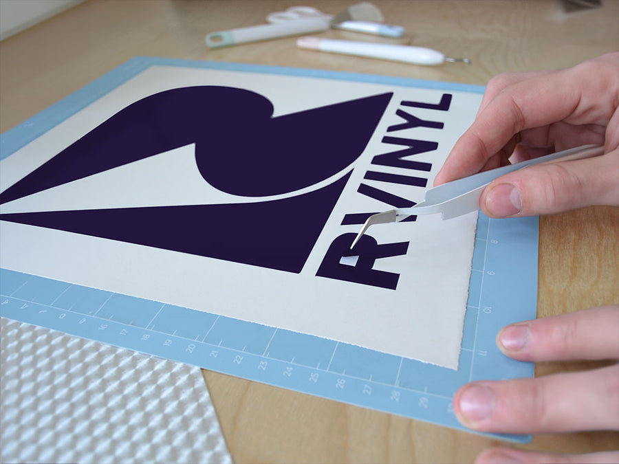 Avery UC900 Twilight Blue Translucent Easy Weed Craft Vinyl