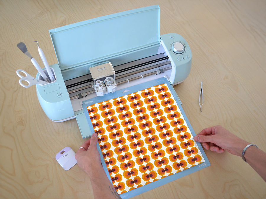 clam shell retro Cricut Compatible Vinyl