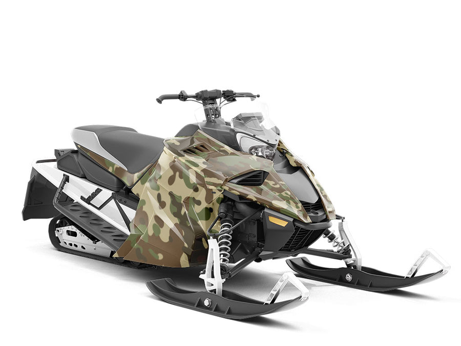Crocodile Erbsentarnmuster Camouflage Custom Wrapped Snowmobile