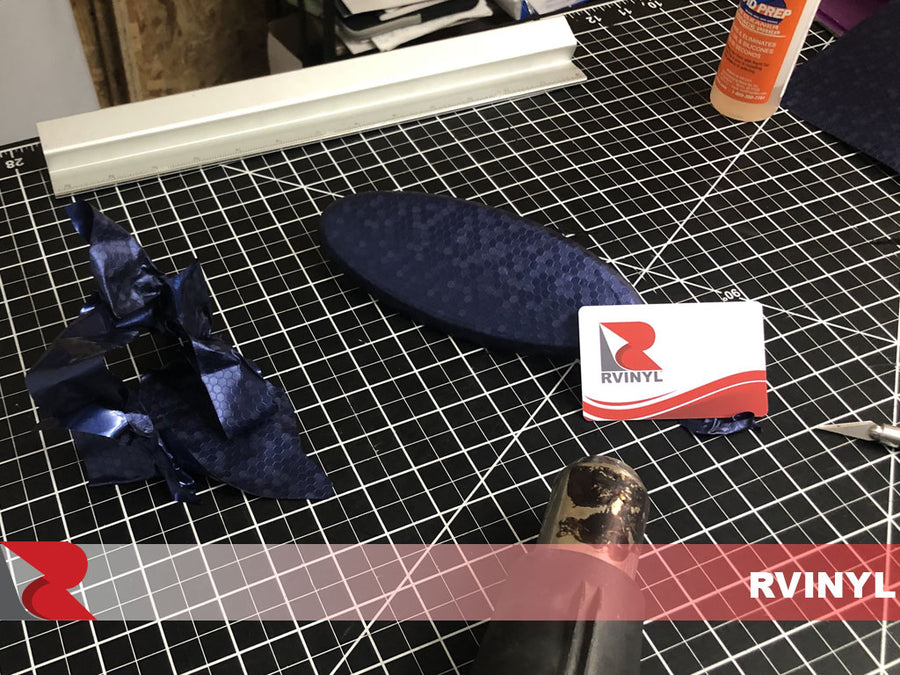 DIY Honeycomb Blue 975 Ford Emblem Wrap