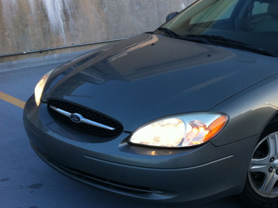 Avery Dennison™ Ford Taurus 2000-2003 Headlight Protection Film