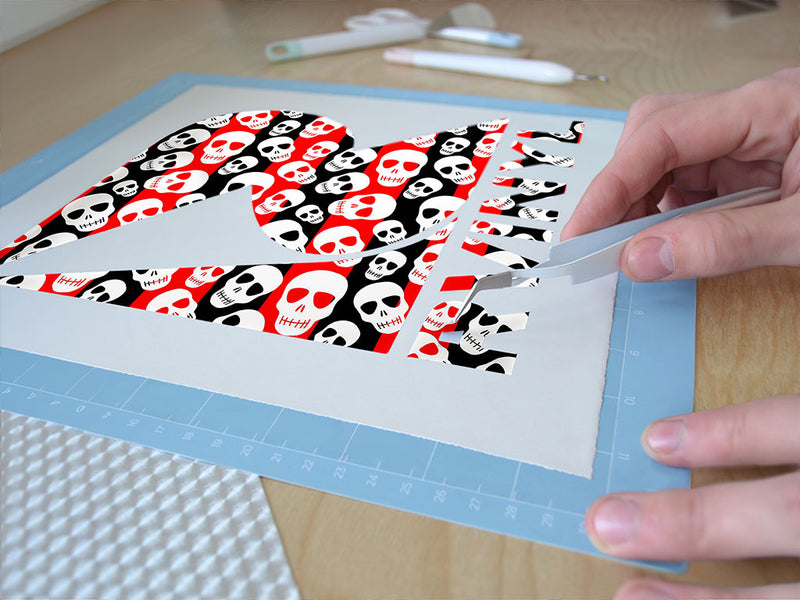 harlequin heads skull and bones Easy Weed Craft Vinyl
