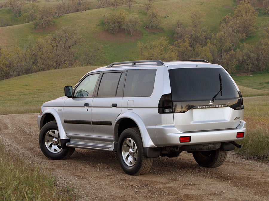 montero sport Blackout Tail Light TInt~1~0