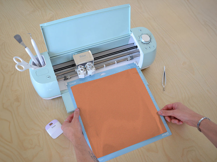 Oracal 951 Rotgold L Cricut Compatible Vinyl