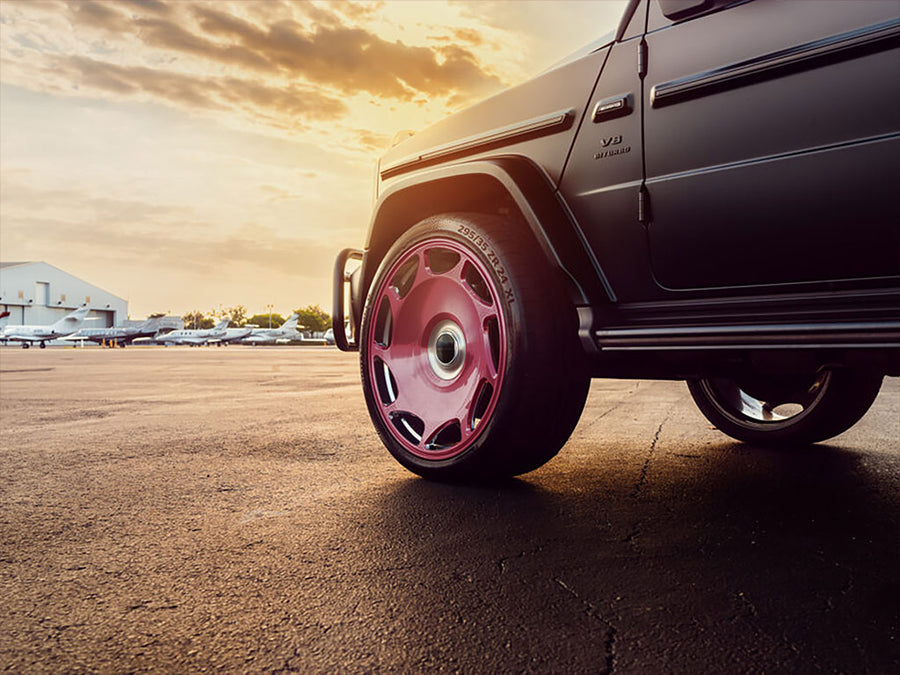 ORACAL® 970RA Gloss Purple Red Wrapped Rim Example