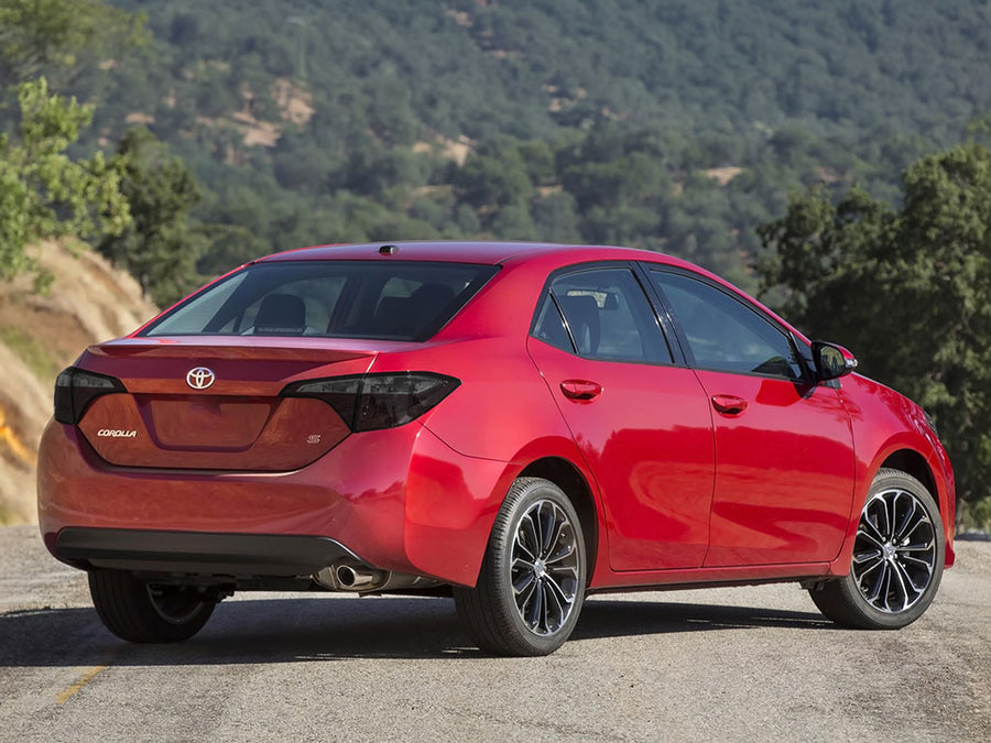 corolla (sedan) Blackout Tail Light TInt~1~0