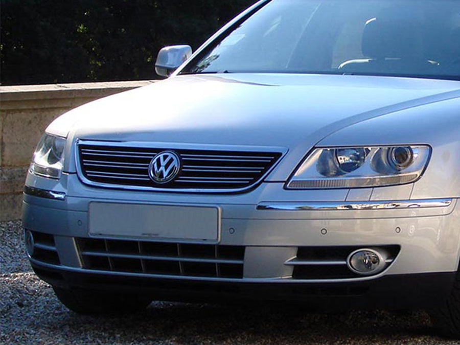Avery Dennison™ Volkswagen Phaeton 2004-2006 Headlight Protection Film
