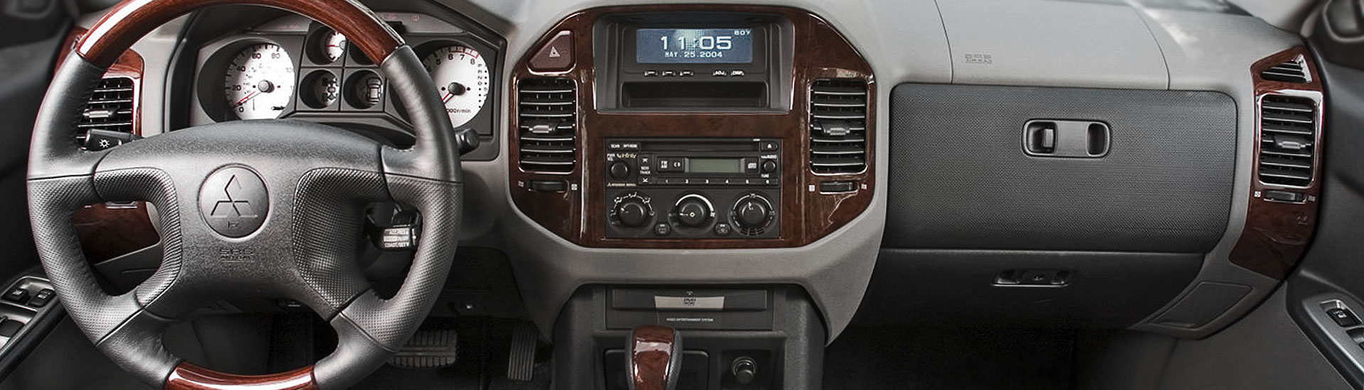 2012 Mitsubishi Outlander Custom Dash Kits