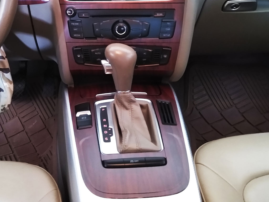 Rdash 2009 Audi A4 Shift Control Dash Kit With Mahogany Wood Grain Vinyl