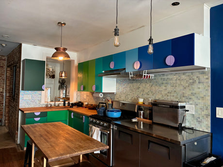 Mermaid Dream Kitchen: A Cabinet Color Makeover with ORACAL® 631