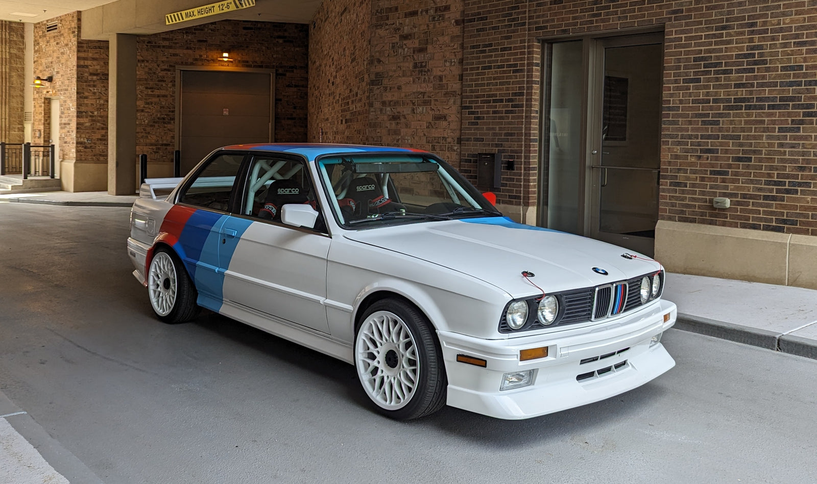 BMW E30 Revival: A Bold Wrap with 3M & Avery Dennison Films
