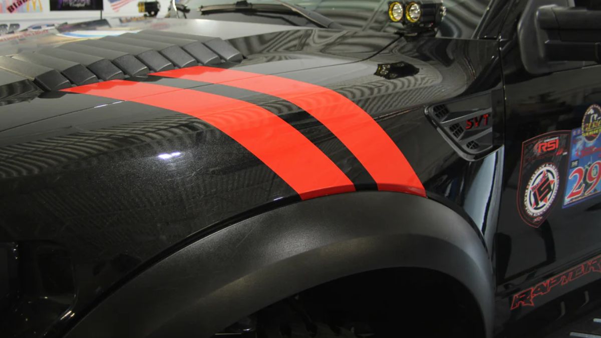 Rvinyl large-format vehicle graphics exterior image