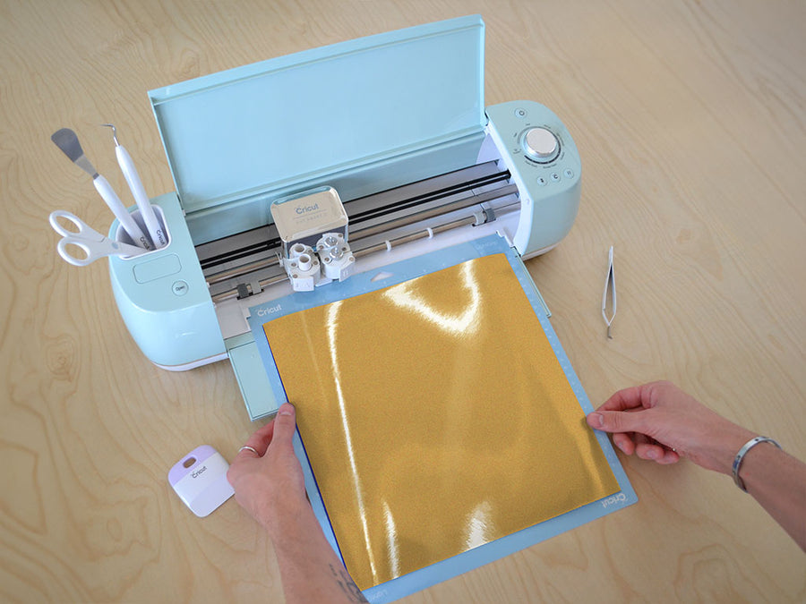 3M 680 Gold Reflective Cricut Compatible Vinyl