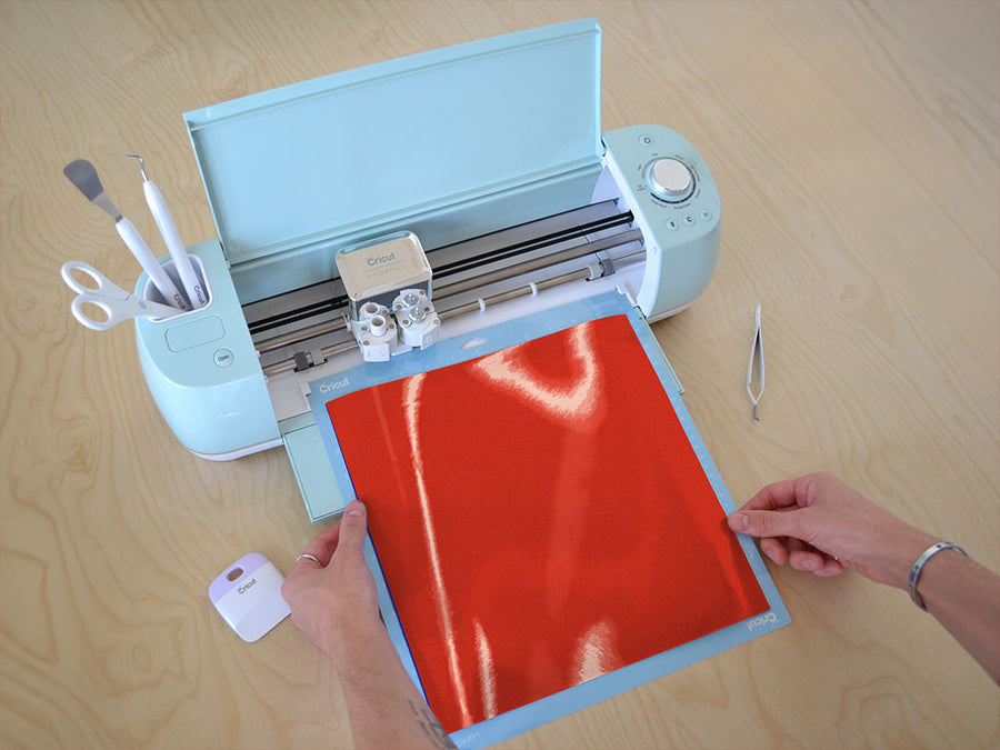 3M 680 Red Reflective Cricut Compatible Vinyl